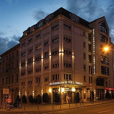 Ξενοδοχείο Living Mitte 4*