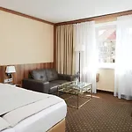 Hotel Living Mitte 4*