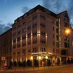 Hotel Living Mitte 4*