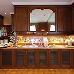 Living Mitte Hotel 4*