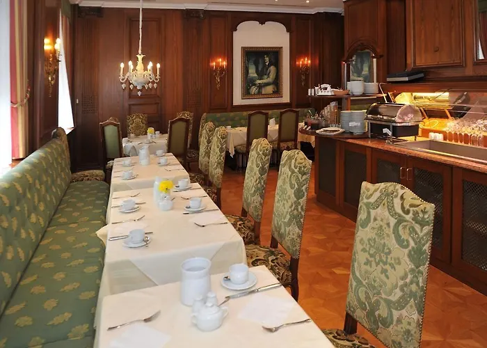 Living Mitte Hotel 4*