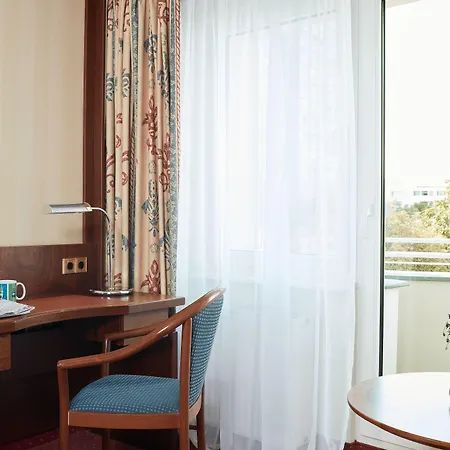 Living Mitte Otel 4*