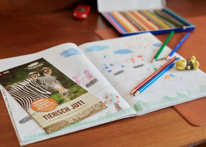 Otel Living Mitte 4*